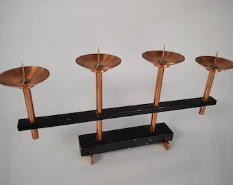 Vintage Kerzenhalter met Kupfer • Brutalisme-ontwerp • 4-kerzenhalster • 20. Jh. • Hoogte 17 cm