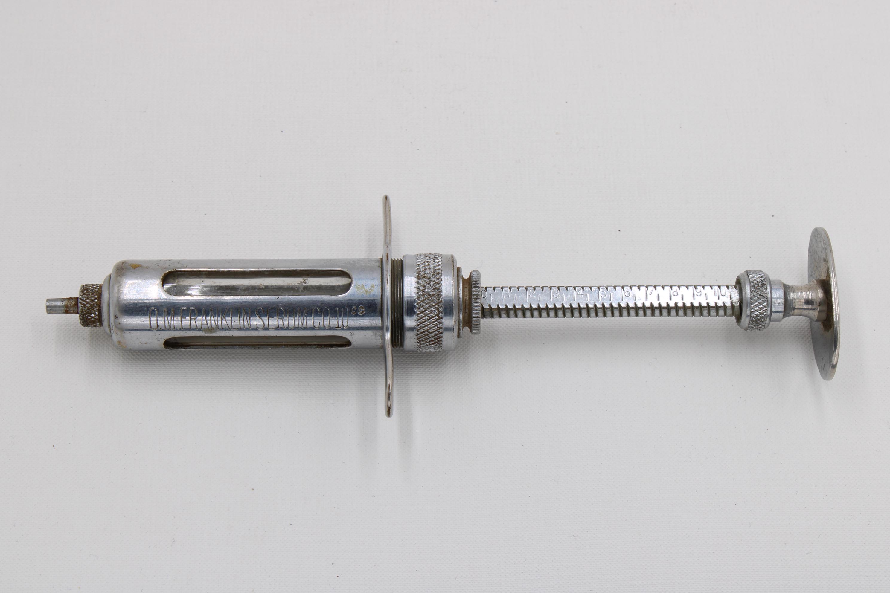 Antike O.M. Franklin Serum Co. Veterinär-spritze (metall & Glas