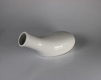 Antiker Porzellan Pissoir – Vintage medizinisches Urinal, Nachttopf – seltenes Sammlerstück