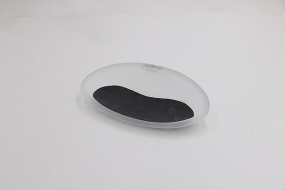 Antike ovale Brillenablage „Apollo Optik 25 Jahre“ – mattiertes Glas / Kunststoff, Jubiläumsgeschenk S8