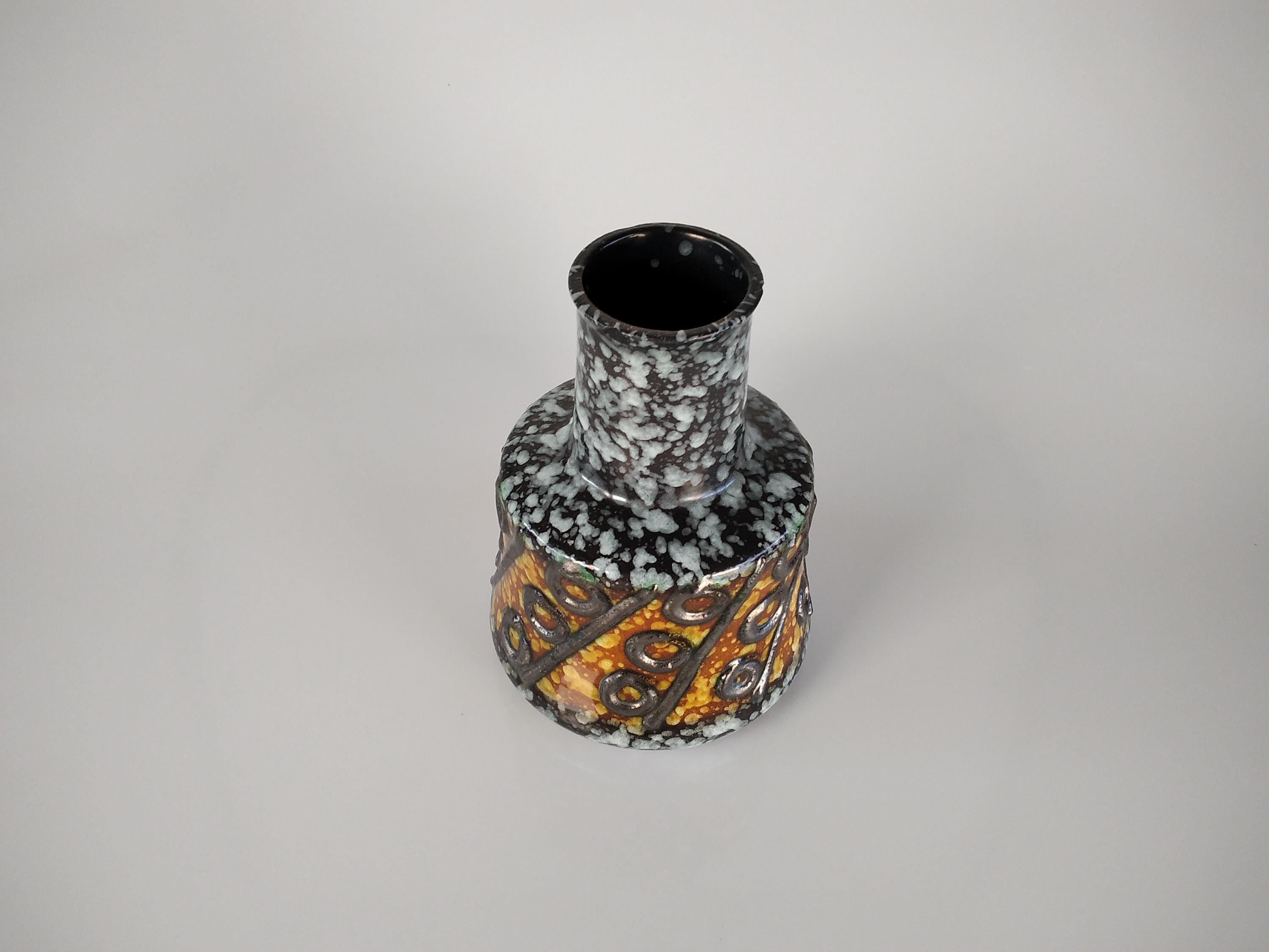 ヴィンテージ ショイリッヒ 陶器花瓶 2909 – 西ドイツ ファットラバ