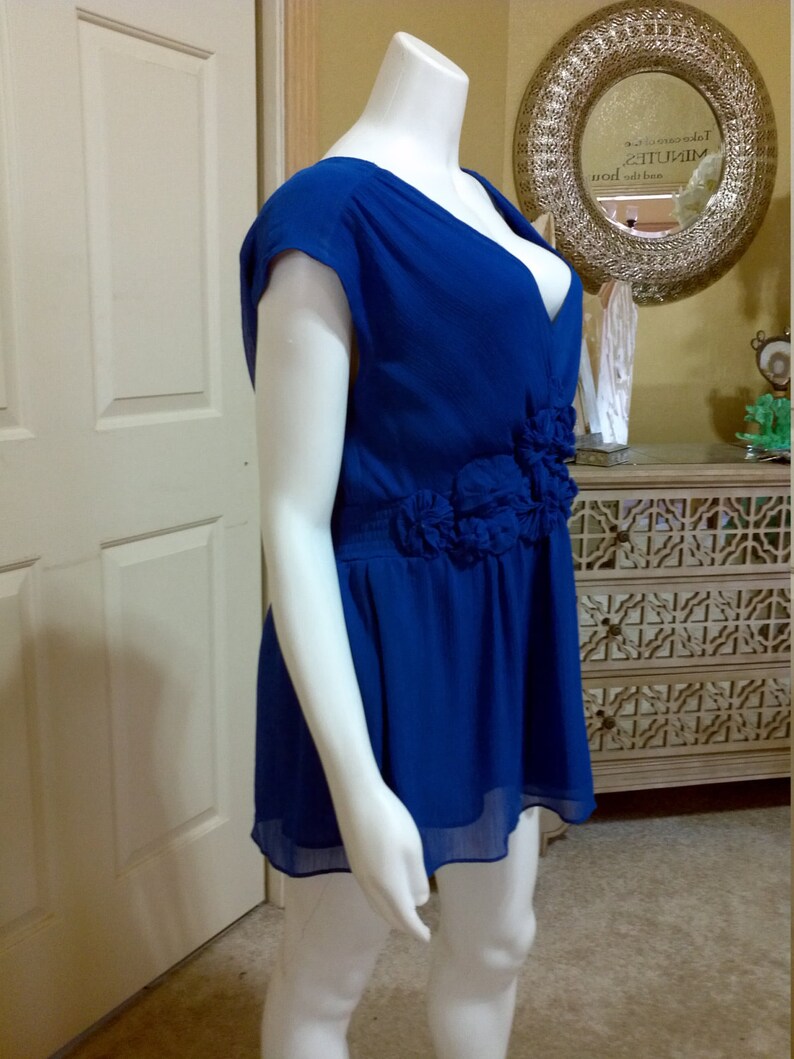 Vintage Chiffon Sleevless Royal Blue Blouse By ECI Summer Desinger Blouse Size 10