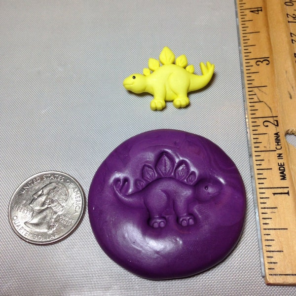 Stegosaurus Dinosaur Molds,Children,hair bows,crafts,toy,Resin Molds,Food, Silicone, melted crayons, cards, scrapbook pages, embellishments