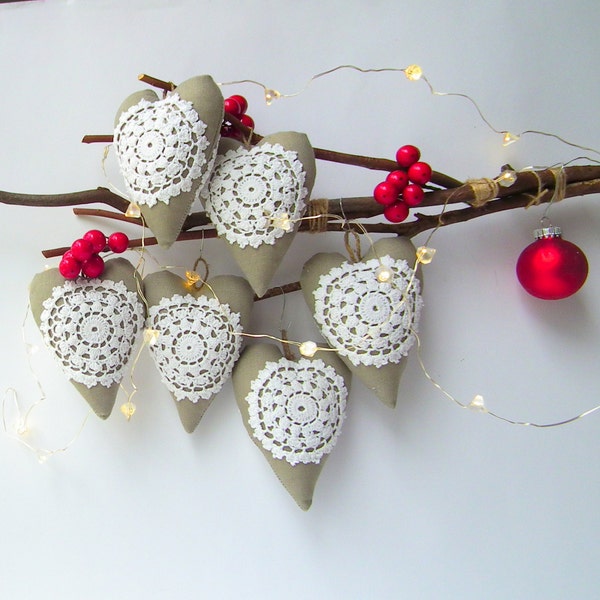 Linen Christmas decor, set of 6 linen hearts. Rustic, coastal style. Natural linen & white crochet motive. Great as Christmas, Wedding etc.