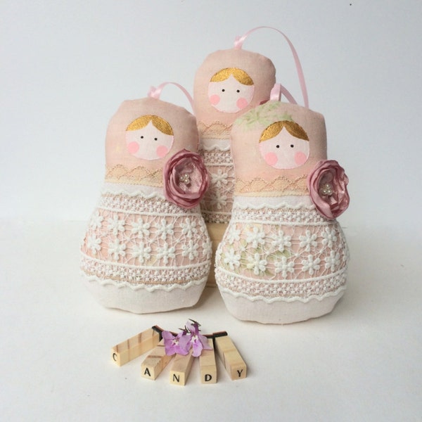 Babushka ornament dolls, matryoshka, 3 dolls set. Linen fabric, shabby cottage chic style. Cute dolls, nice gift. Wedding, Xams, home decor