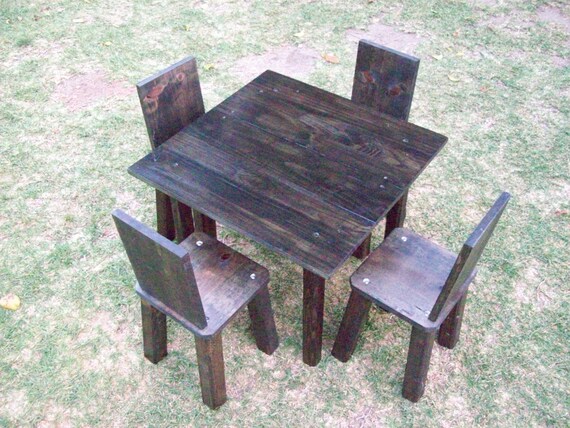 rustic kids table and chairs