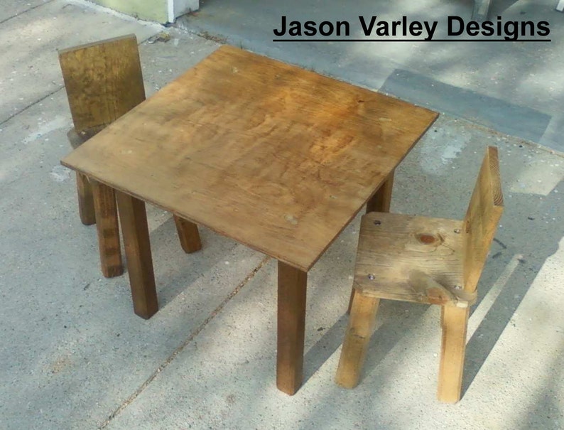 rustic childrens table and chairs