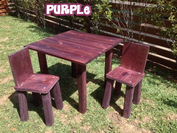 rustic childrens table and chairs