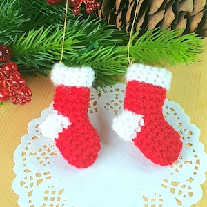 Crochet Mini Christmas Stocking Ornament Pattern (PDF)