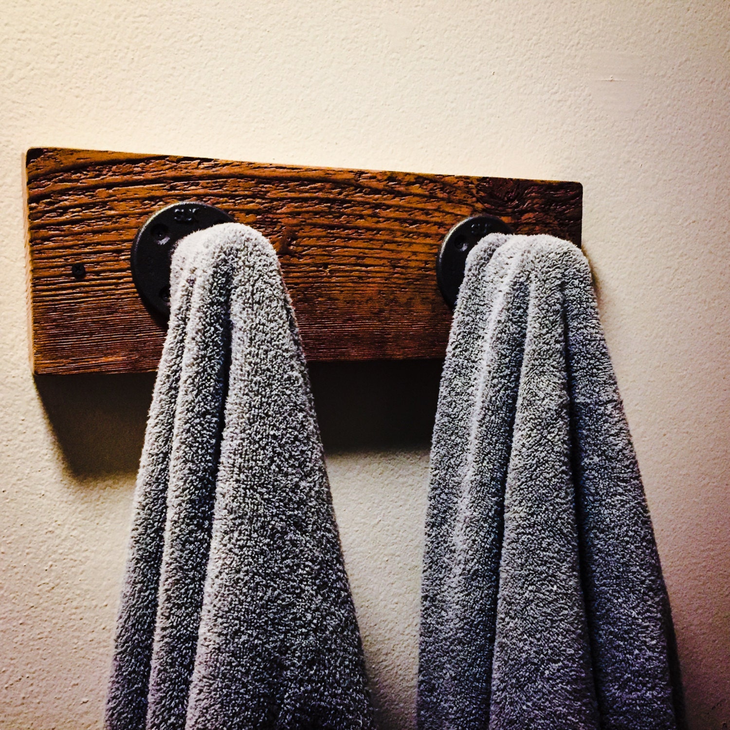 Ganchos toallas de baño o perchero de madera hierro - Etsy México