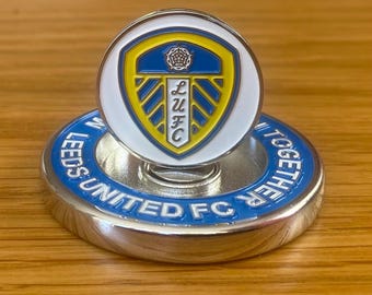Fabulous Leeds United Football Club large enamelled Coin Golf Ball Marker & magnet holder Mondomarker. Quality birthday golf soccer gift.