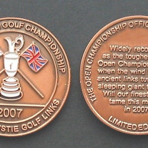Excelente marcador de bola de moneda pintado a mano y en relieve, regalo de golf de cumpleaños de 17 años del Campeonato Abierto de Carnoustie Escocia de 2007 - 17ª boda