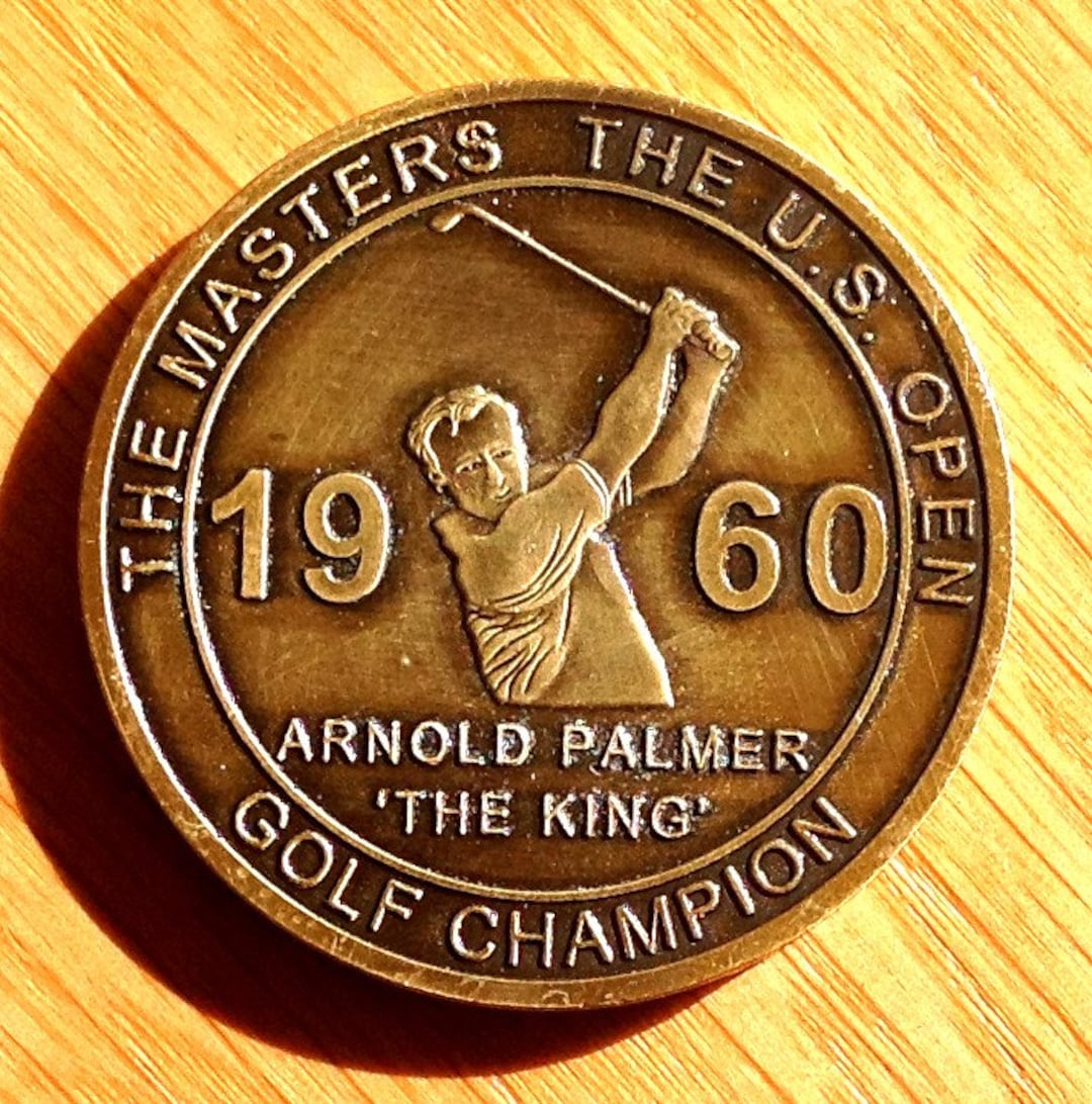 アーノルド・パーマーサイン入り マスターズ 記念ピンフラッグ 素晴らしいゴルフコイン アーノルド・パーマーがマスターズと全米オープンを 1960  年に制覇 - 64 歳のゴルファーに最適な誕生日プレゼント。ゴルフボールマーカー ボールマーク - Etsy 日本