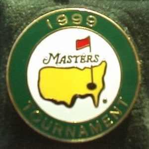 Marcador de bola de golfe com haste esmaltada original antigo para o Masters de 1999 - excelente presente de aniversário de 26 anos ou presente de 26 anos
