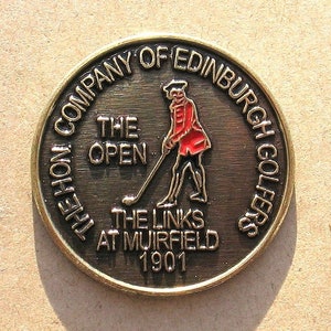 "Handbemalte Golfball Marker Münze für die ""Meisterschaft in Schottland"" von 1901 - Muirfield Golf Links Scotland." Einzigartiges Geburtstagsgeschenk für jeden Golfer.