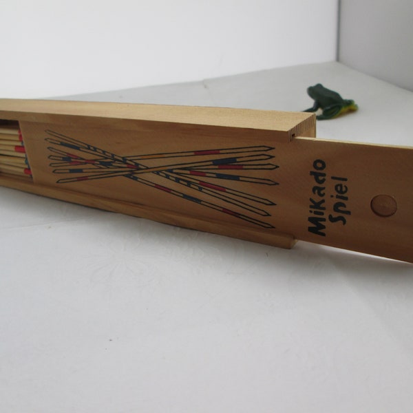 Vintage Mikado Spiel w All 41 Wooden Game Sticks in Wood Storage Box Pick Up Sticks Game Retro Game Portable Game for Kids
