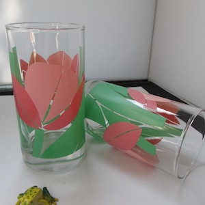 Vintage Pair of La Rue Pink Tulip High Ball Glasses or Tumblers