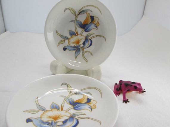 Vintage Pair of Royal Aynsley Just Orchids Round … - image 1