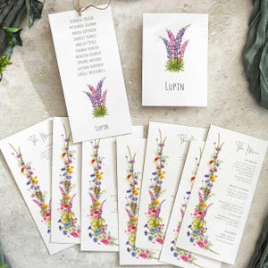 Paquete de menú de mesas de boda con flores: 1 nombre de mesa A6, 1 tarjeta con plano de mesa colgante, 10 tarjetas de menú largas planas de un solo lado
