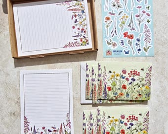Wildflower Deluxe Stationery Set: Cottage Garden | 20 x Letter Writing Paper, 6x Folded Notecards, 16 Envelopes, Sticker Sheet