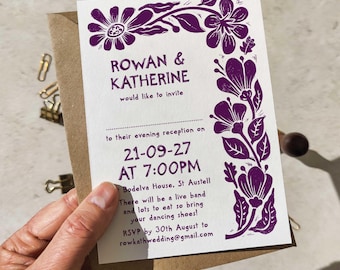 Linolschnitt-Einladungen mit geschnitzten Blüten im A6-Format für Hochzeiten und Partys | 10er-Set | Vollständig personalisierbar