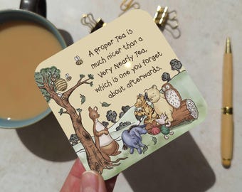 Winnie Coaster mit Geschenkkarte | A.A. Milne Zitat | MDF Getränke Matte | Gelber Echter Tee