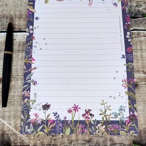 Ditsy Floral A5 notepad, Flower memo pad, patterned notebook, 50 pages, Cute Stationery gift, Stocking Filler, To do list, Floral Design image 5