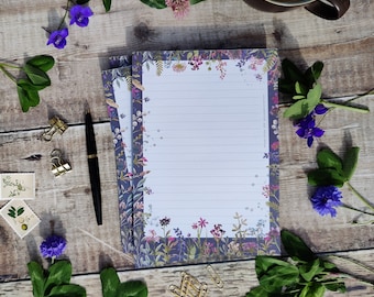 Ditsy Floral A5 notepad, Flower memo pad, patterned notebook, 50 pages, Cute Stationery gift, Stocking Filler, To do list, Floral Design