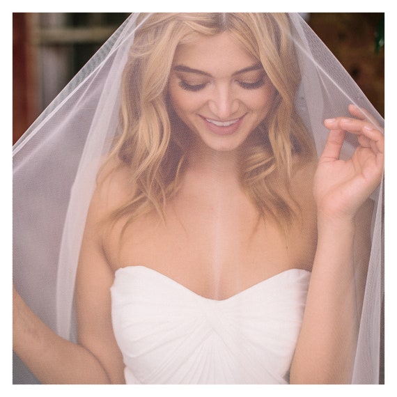 Kim kardashian cheap veil length