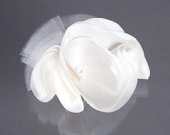 Zoe - floral bridal headpiece | Garden wedding headpiece | Floral hair comb | Silk petal hair comb | Ivory hair comb headpiece | Bridal comb