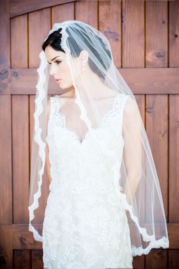 Lace Edged Mantilla Wedding Veil – Handmade, 45 Inch, USA - Etsy display picture 1