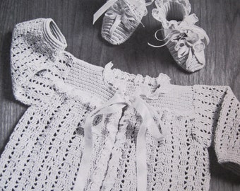 Crochet Pattern - Child's Set - Sizes 6, 12, months - Vintage 1960's