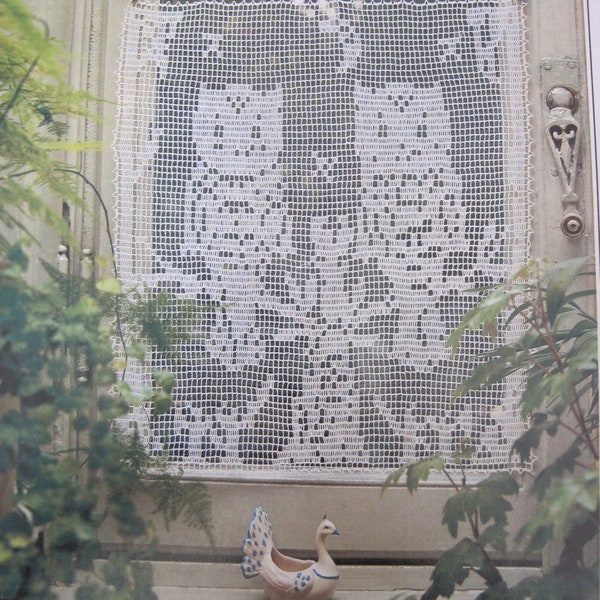 Filet Crochet Pattern - Night Owls - 17.75" x 20" - Vintage