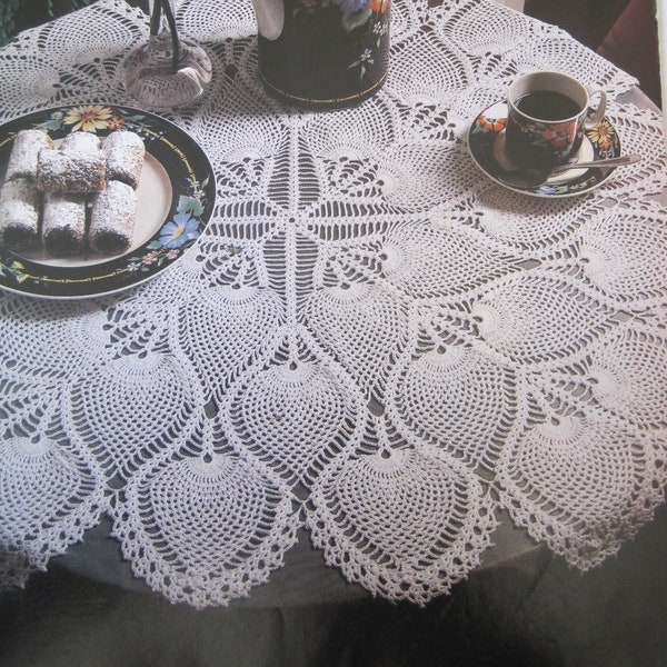 Crochet Pattern - Pineapple Tablecloth - 28.25" - Vintage Pattern