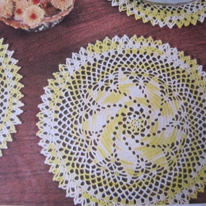Crochet Pattern - Pinwheel Doily - Vintage 1950's