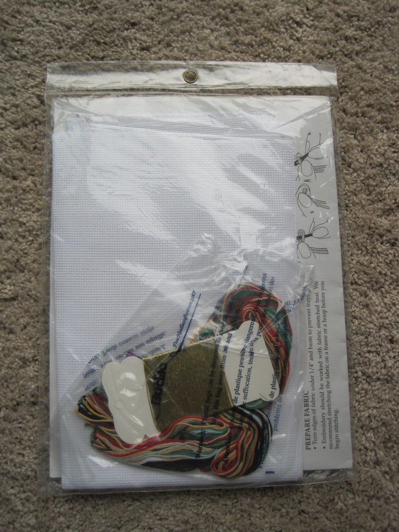 NEW NIP Cross Stitch Kit 16 by Bucilla Christmas Stocking Seasons Greetings Vintage 1993
