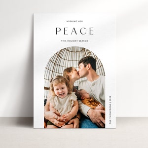 Modèle de carte de Noël photo de l'arche familiale Pace | Carte de vœux de vacances personnalisée | Carte de paix imprimable numérique Canva | Carte de Noël simple