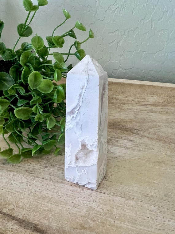 Tall white agate tower | crystal tower | lots of sugary pockets | real crystal lavender druze | Snow White agate