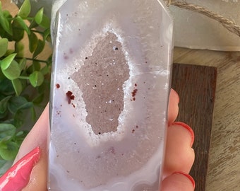 lovely purple druzy agate crystal tower | this is a mini standing at about 2.5 inch