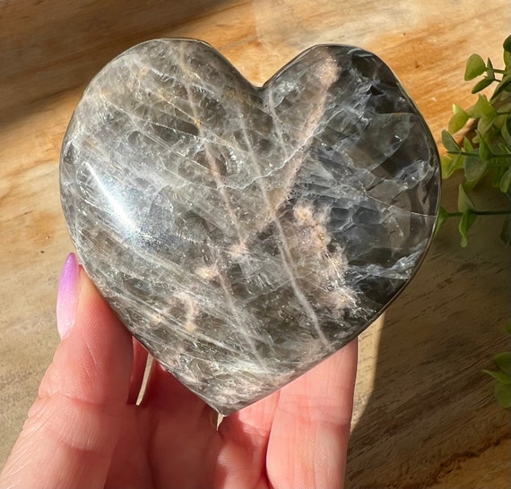 Flashy black moonstone heart | hand polished stones from Madagascar | 3 x 3 moonstone crystal carving