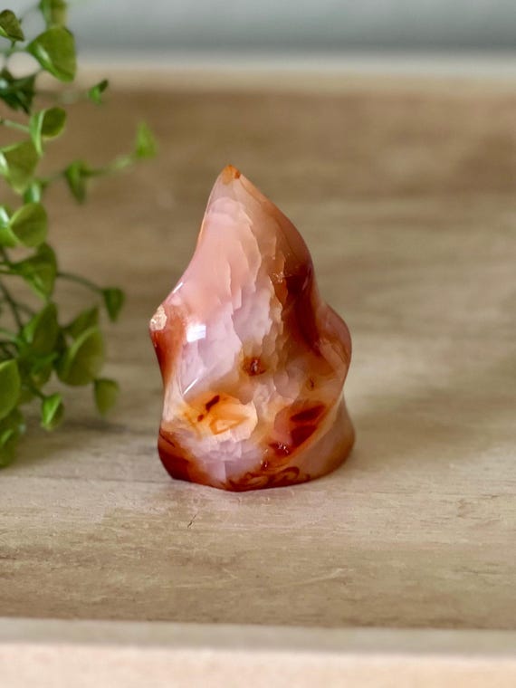 Red carnelian flame stones | natural carnelian crystal | Freeform | minerals from Madagascar