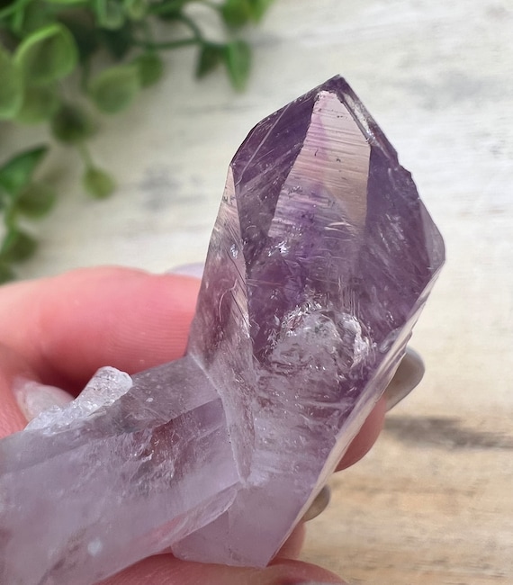 Vera Cruz amethyst specimen deep purple color with excellent clarity about 1.5 inch with a transmitter point