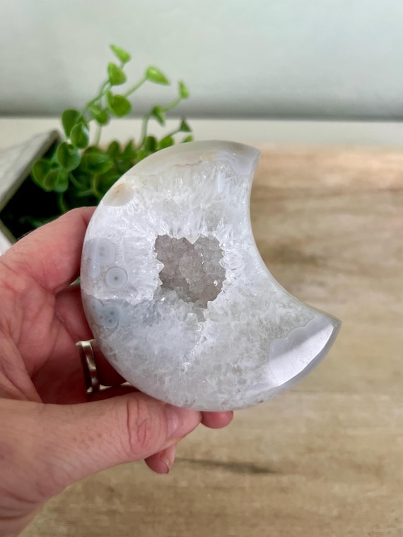 Crystals |  white agate moon | natural crystal | polished white agate | white geode |
