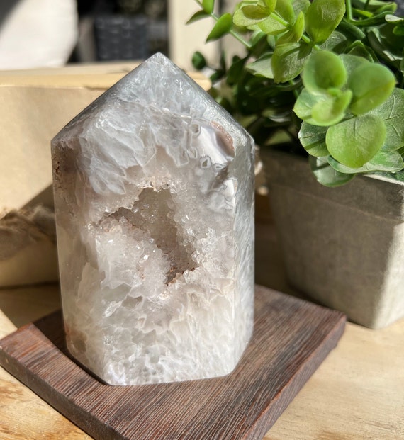 white agate tower | chunky xl tower natural agate | 4 inch tall 1 pound crystal tower | druzy agate tower
