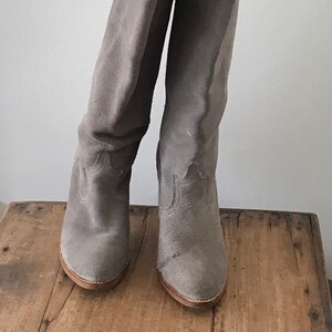 Dingo Stacked Heel Boot Vintage Grey Suede Western Wear Southwest Vintage 70s image 3