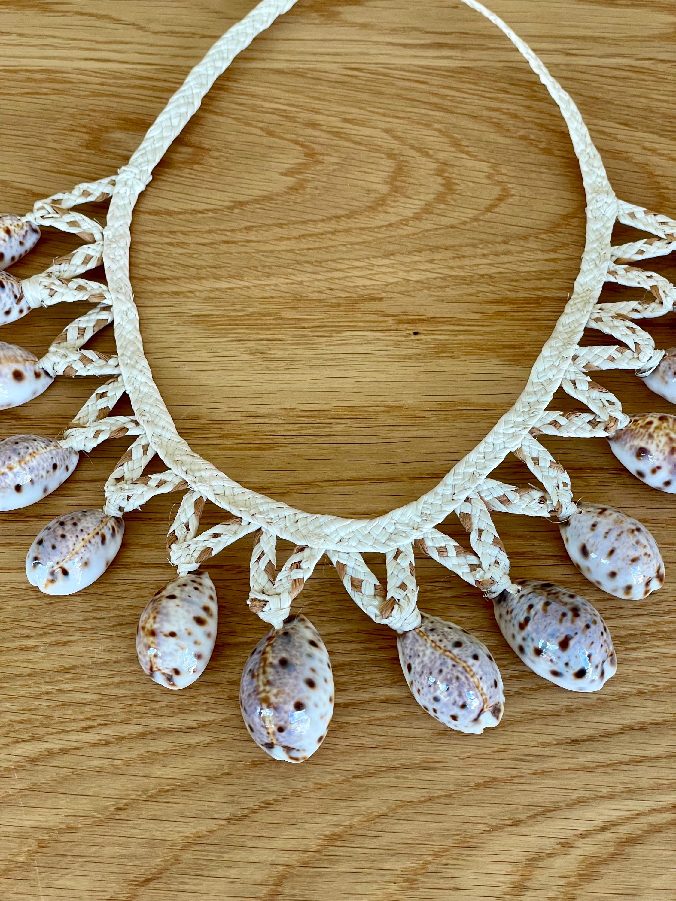 Unique Shell Lei Vintage Handmade Lei With Shell and Straw | Hawaiin Shell Flower ...