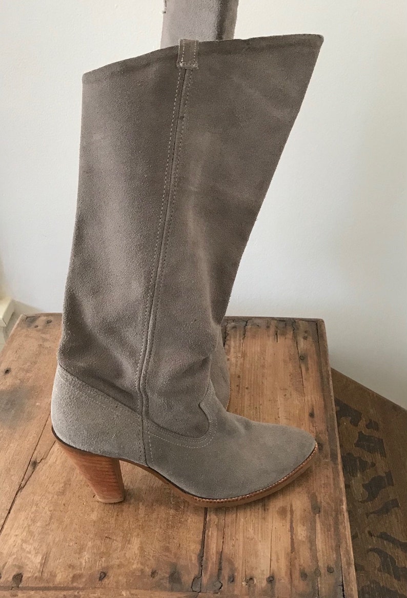 Dingo Stacked Heel Boot Vintage Grey Suede Western Wear Southwest Vintage 70s image 4