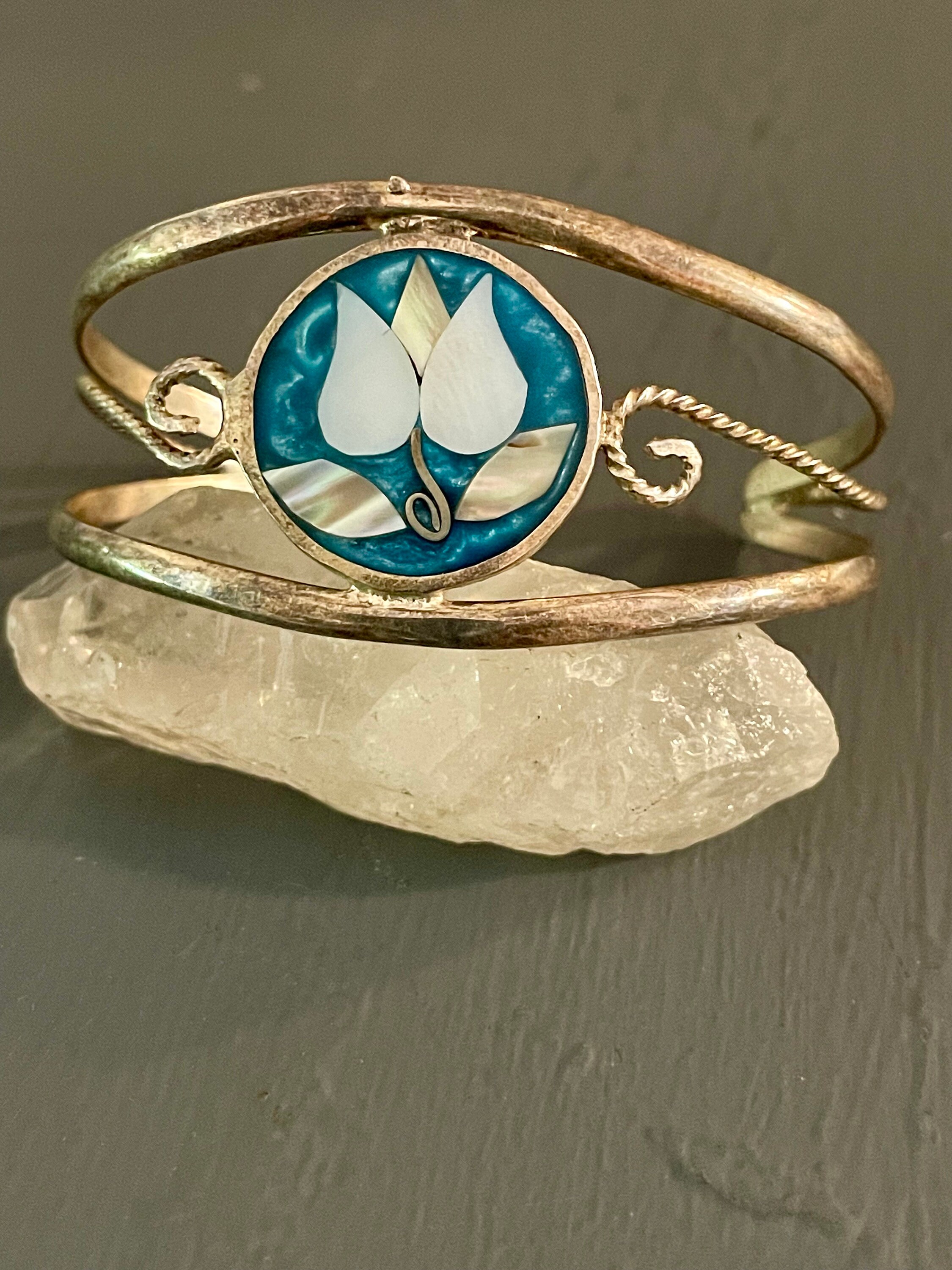 Alpaca Mexican Mother of Pearl Tulip Cuff | Silver Cuff With