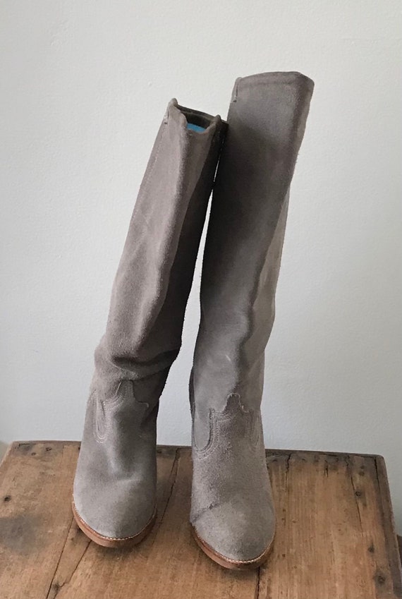 Dingo Stacked Heel Boot | Vintage Grey Suede | We… - image 3