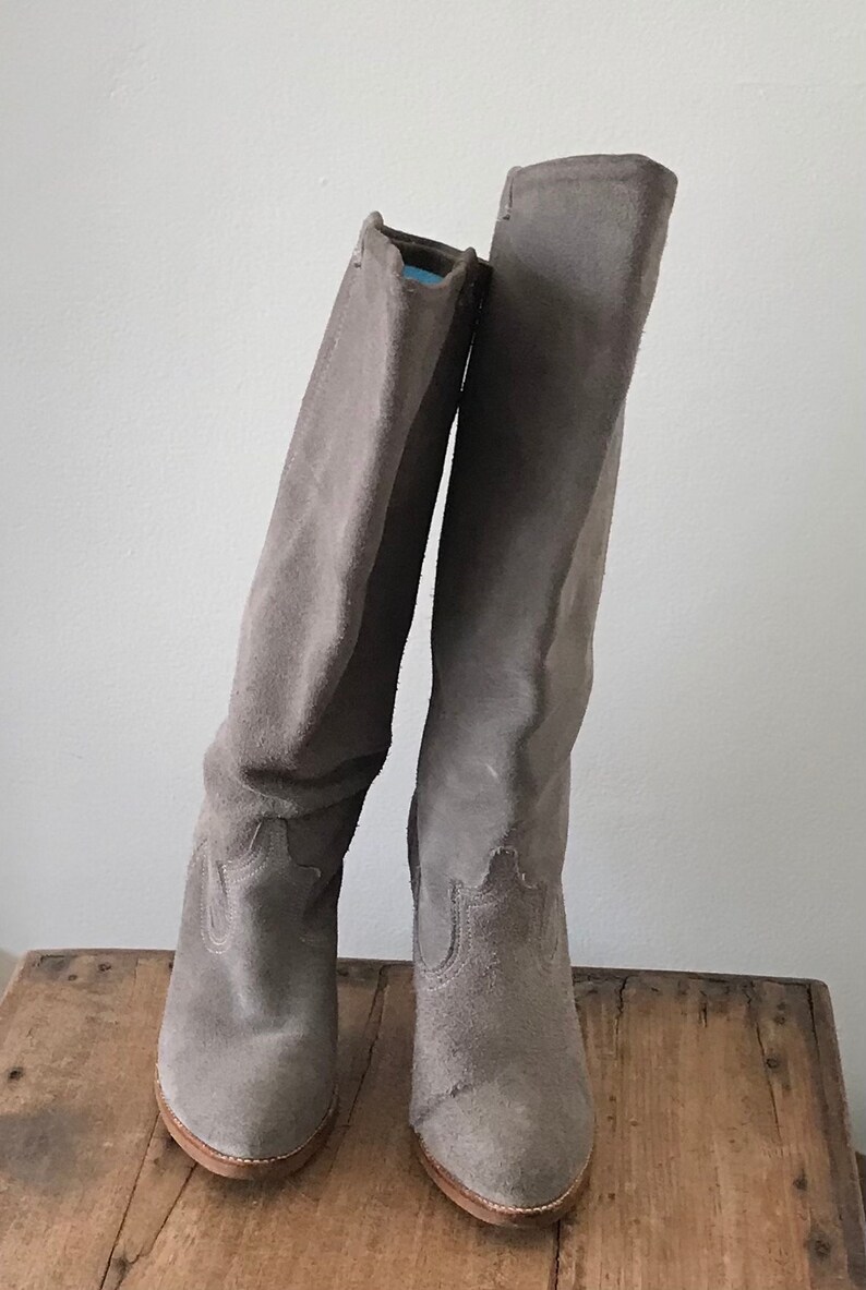 Dingo Stacked Heel Boot Vintage Grey Suede Western Wear Southwest Vintage 70s image 3